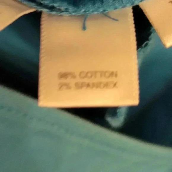 Ann Taylor Capris  - Picture 5 of 5